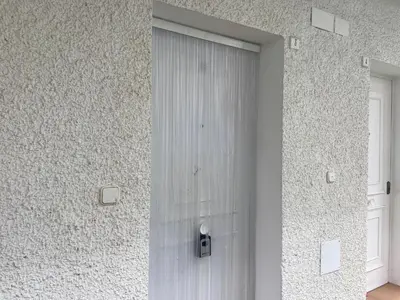 a door on the side of a building at SOLEA 17 in Rota