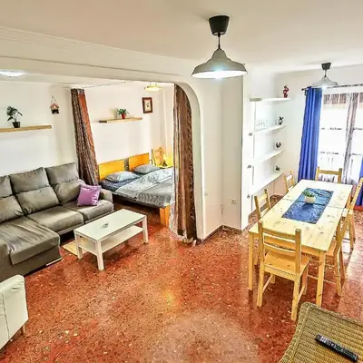 Misericordia Central 4-Bedroom Apartment with Lift