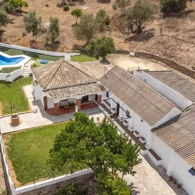 Pet Friendly Home In Algar