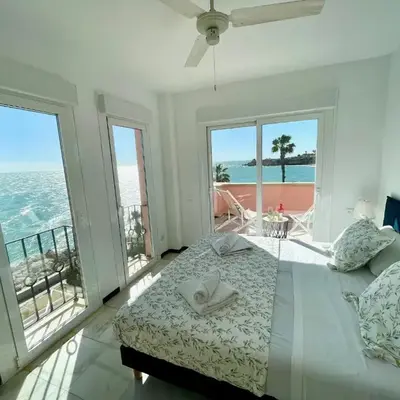 GATU Villa Océano frente al mar en Puerto Sherry 