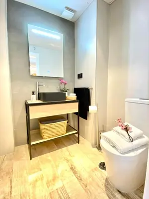 a bathroom with a sink and a toilet at People Homes Ponce 13 in Jerez de la Frontera